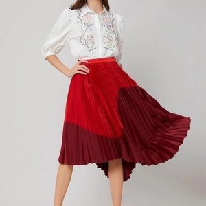 Asymmetrical premium pleated skirt